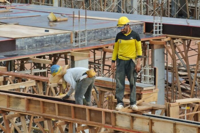 common causes of falls from height and how to avoid them