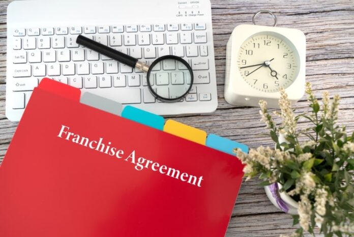 franchise agreement factors to consider before signing